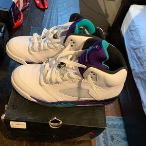 Grape 5s Size 10